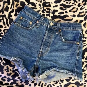 501 Levi Shorts